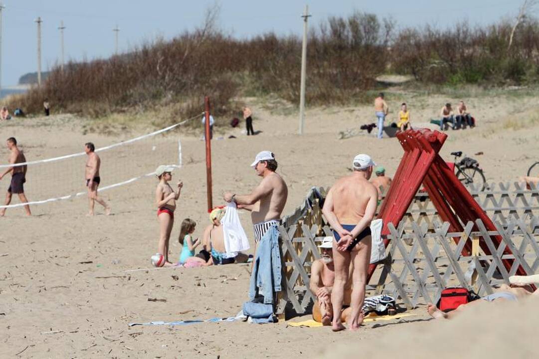 Klaipėdiečiai atidarė paplūdimių sezoną 