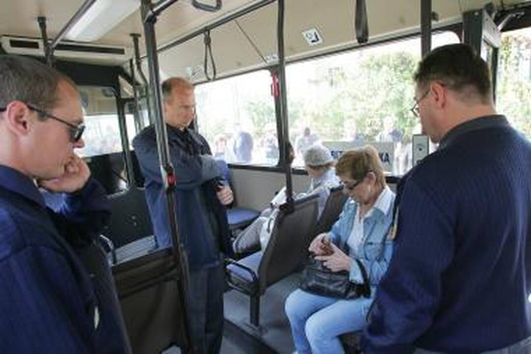 Vilniaus viešajame transporte užsimota gerinti kontrolierių darbo kokybę