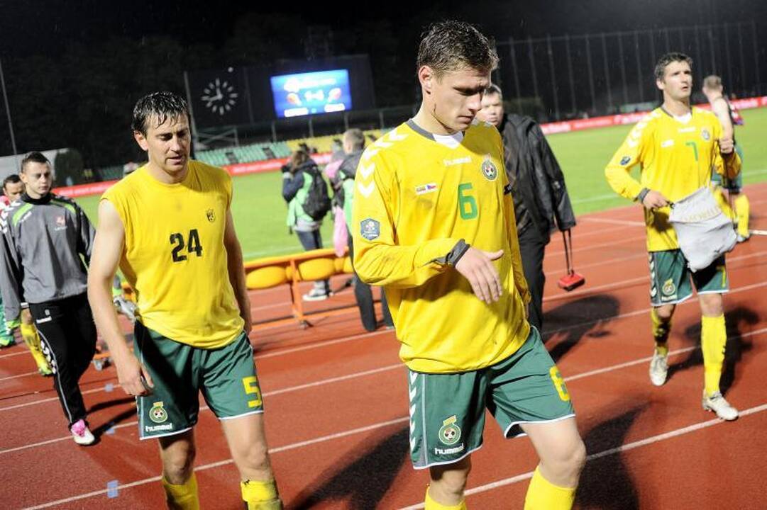 Euro2012 atranką lietuviai baigė eiliniu pralaimėjimu