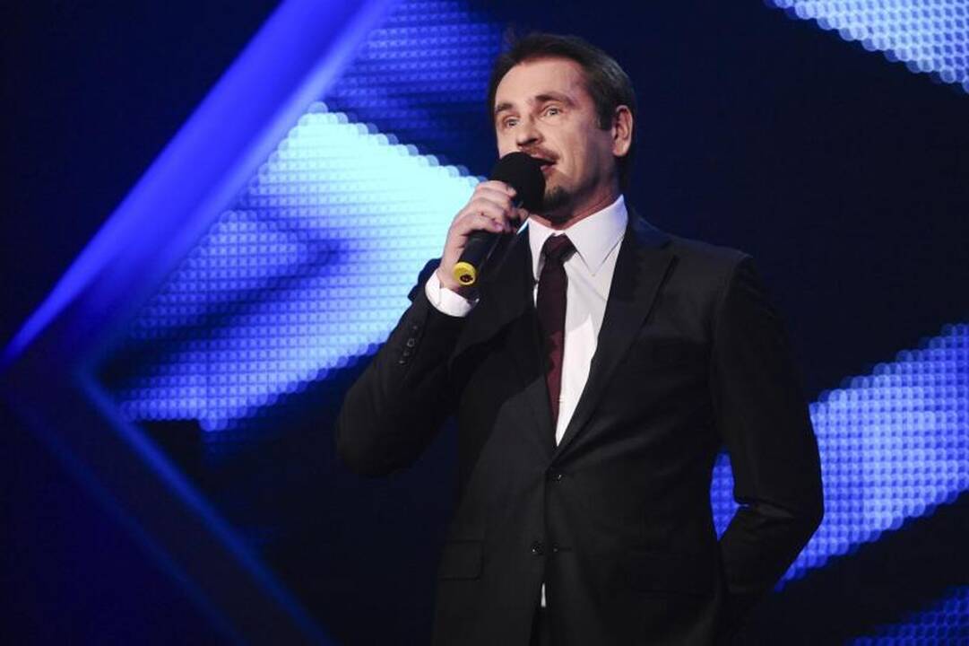 „X faktorių“ paliko M. Mansono dainą atlikusios „4 Roses“