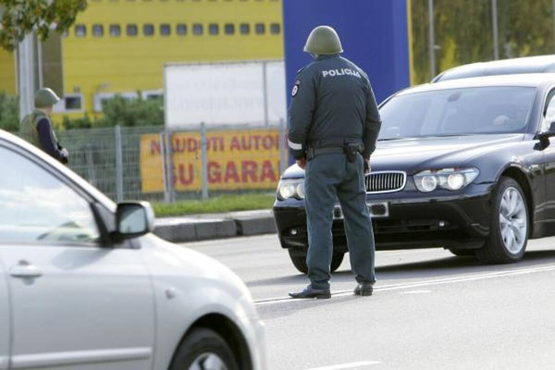 Kauną apjuosė policijos ir specialiųjų tarnybų žiedas