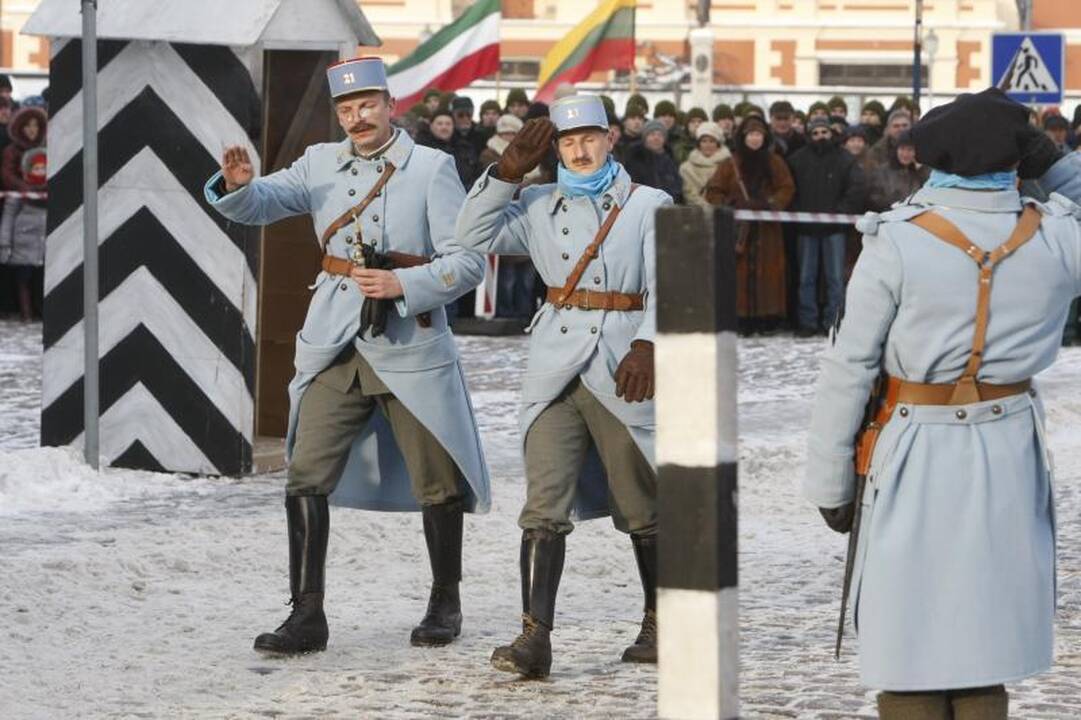 Prefektūros šturmas Teatro aikštėje – įspūdingas kaip ir prieš 90 metų