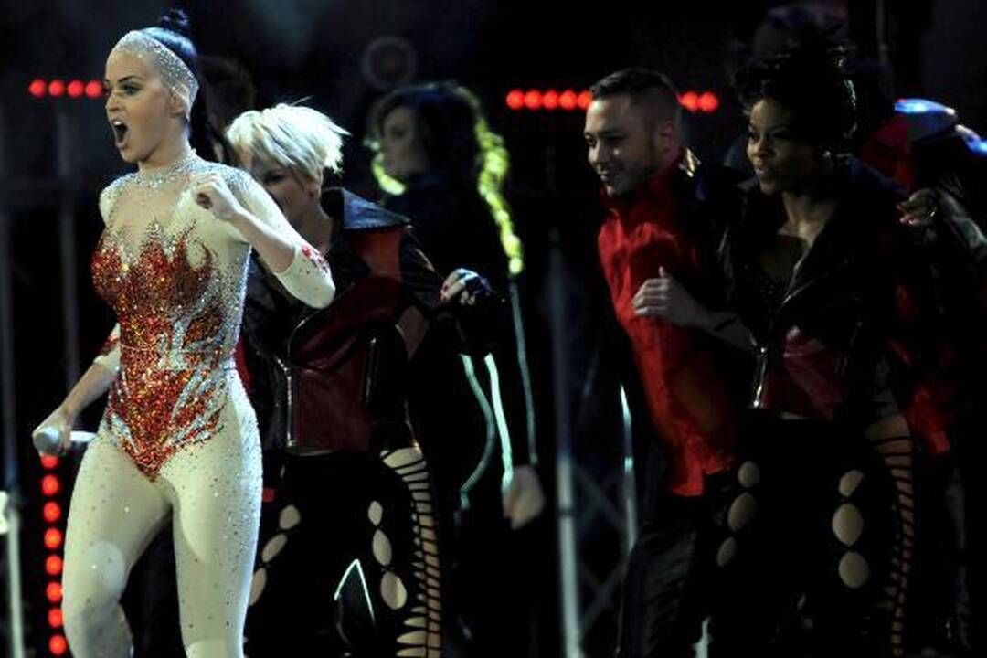 MTV Europos muzikos apdovanojimuose triumfavo Lady Gaga (papildyta)