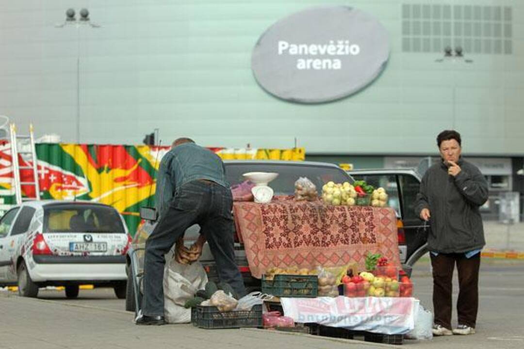 Panevėžys: su atributika, bilietais, „načnykais“, be parkavimo vietų