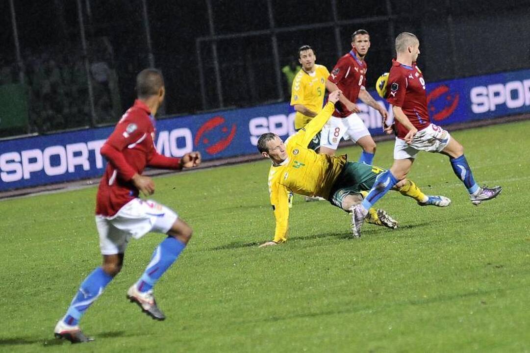 Euro2012 atranką lietuviai baigė eiliniu pralaimėjimu
