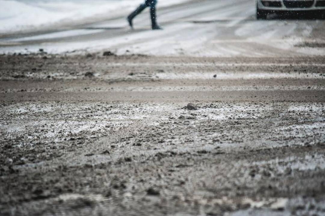 Valdininkas: nėra prasmės valyti gatvių, kai sninga!