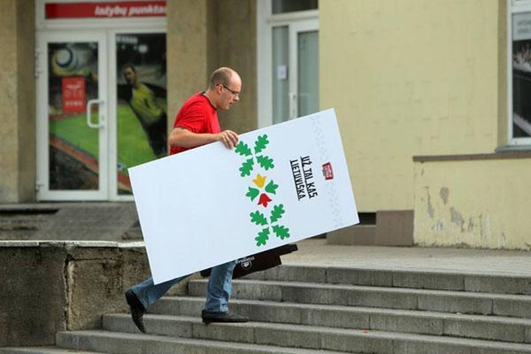 Panevėžys: su atributika, bilietais, „načnykais“, be parkavimo vietų