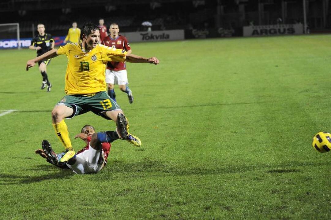 Euro2012 atranką lietuviai baigė eiliniu pralaimėjimu