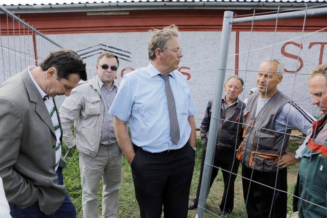 Dviračių take – atlyginimų nesulaukiančių darbininkų streikas