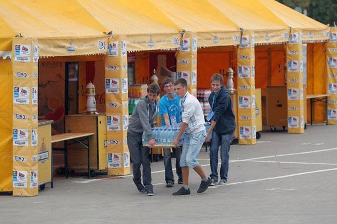 Panevėžys: su atributika, bilietais, „načnykais“, be parkavimo vietų