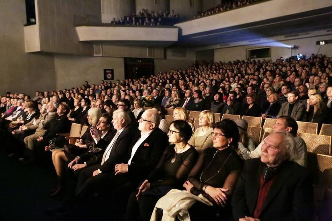 Klaipėdos teatrai žiūrovus vaišino kultūriniu Užgavėnių šiupiniu