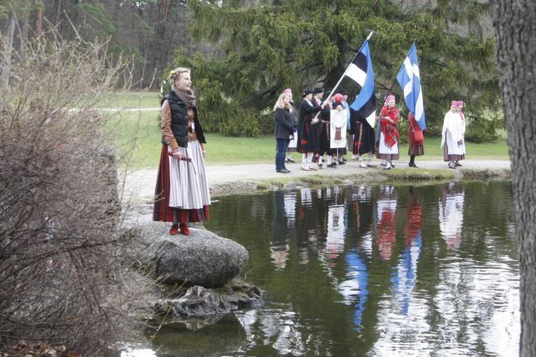 Palangoje į Jurginių linksmybes įsuko folkloro ansambliai