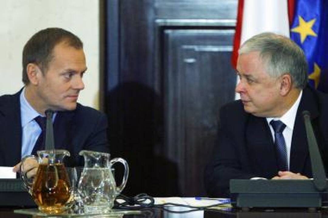 Lenkijos vadovai kaltina vienas kitą girtuokliavimu