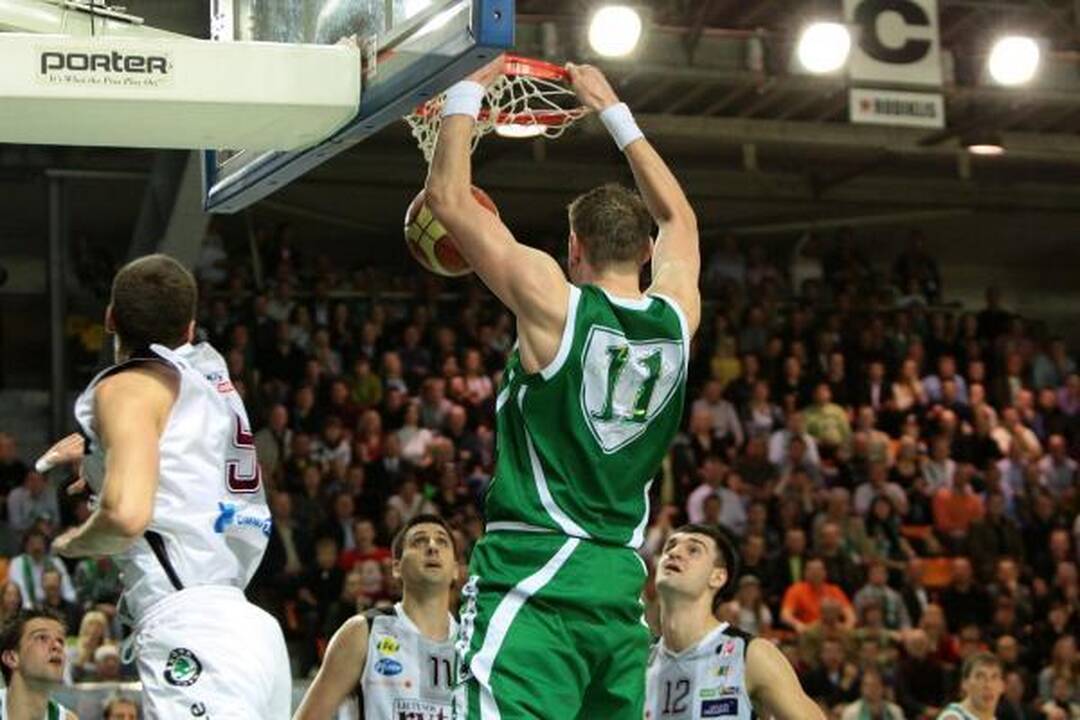 „Žalgiris“ patiesė Europos taurės laimėtoją „Lietuvos rytą“ (papildyta 21.10 val.)