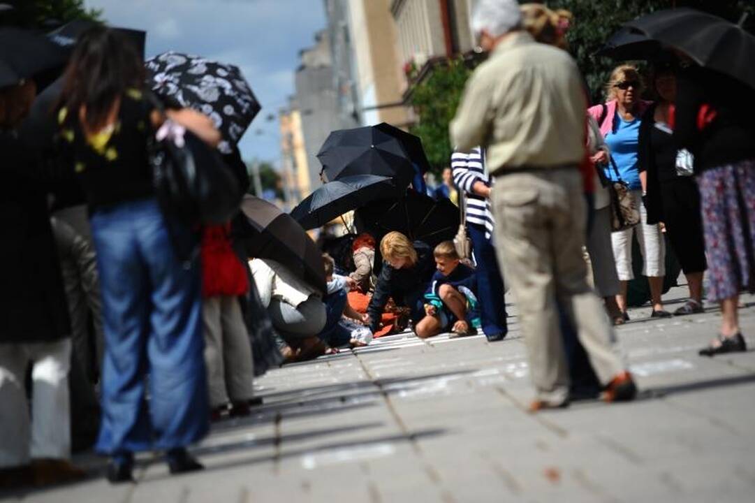 Garliavos įvykių minėjime žmonės pliekė teisėsaugą ir valdžią
