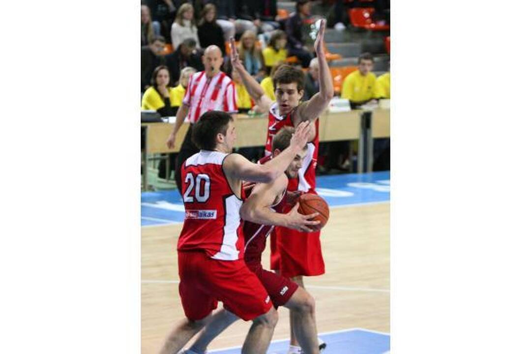 VDU krepšininkai apgynė LSKL čempionų vardus