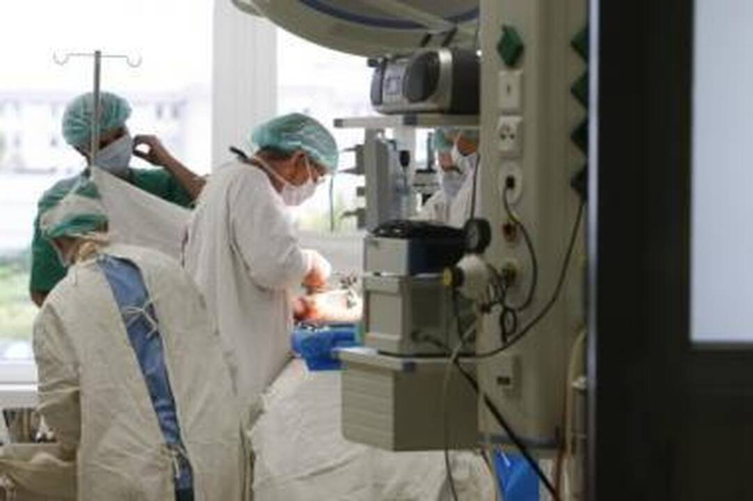 Sunkumai užgriuvo ir medikus