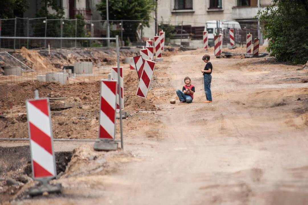Parodos kalno remontas vėluoja