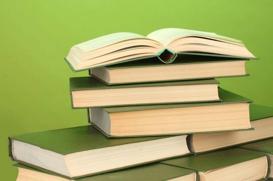 Skaitytojai bibliotekose renkasi meilės romanus