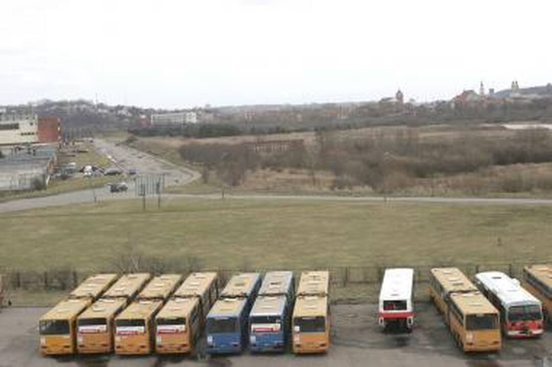 Kąsnis: netoli nuo miesto centro ir Nemuno esanti „Kauno autobusų“ teritorija masina verslininkus.