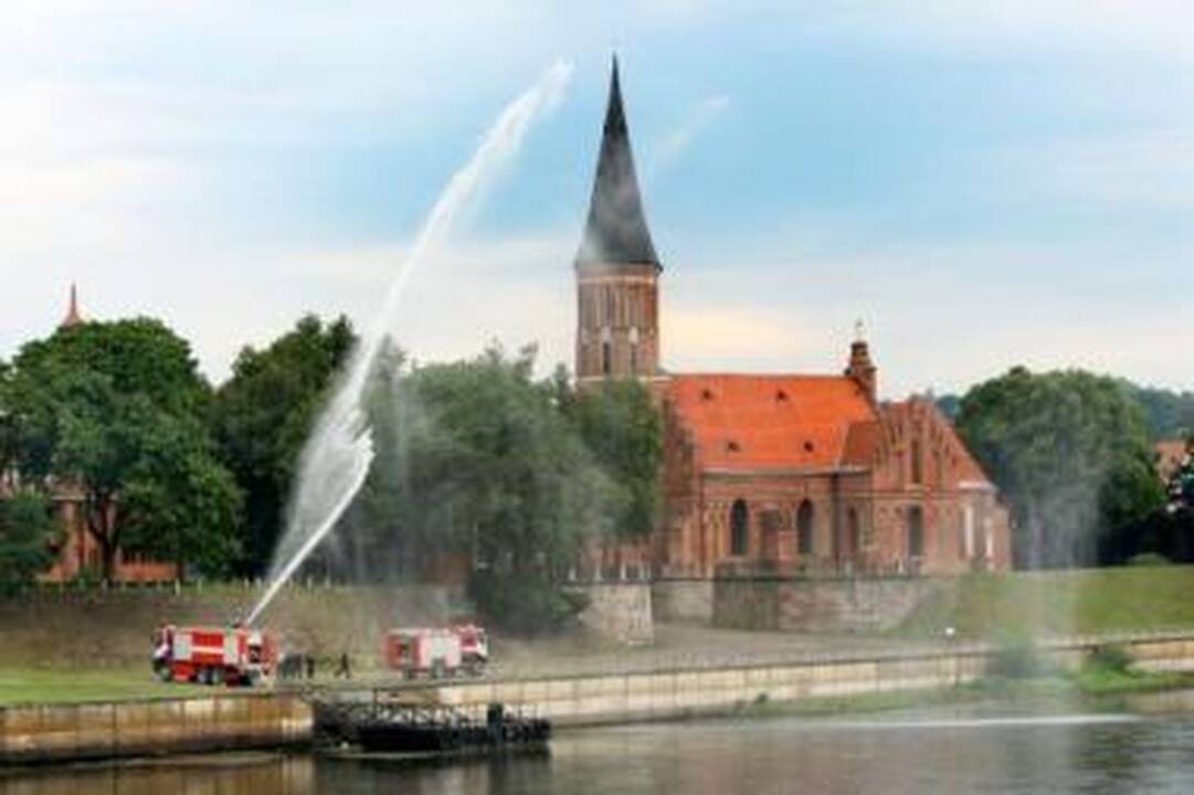 Bandymai: visą spalį kauniečiams vasarą primins amfiteatro pašonėje vandens srovę į viršų purškiantis fontanas.