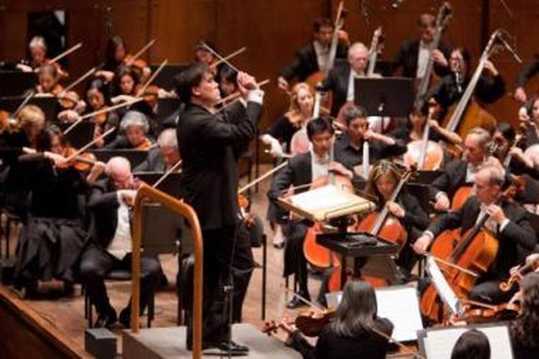 Žvaigždės: A.Gilberto vadovaujamas ir diriguojamas NFSO pristatomas kaip simfoninio orkestro kokybės etalonas.