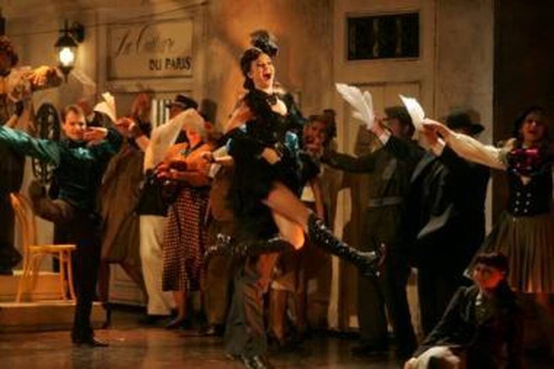 Aistra: pirmąjį gastrolių vakarą žiūrovus įtrauks I.Kálmáno operetė "Monmartro žibuoklė".