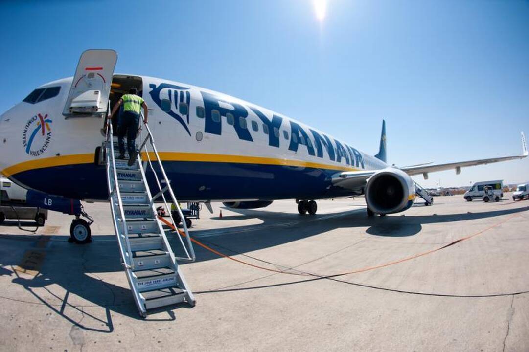 „Ryanair“ vėl gręžiasi į Kauno oro uostą