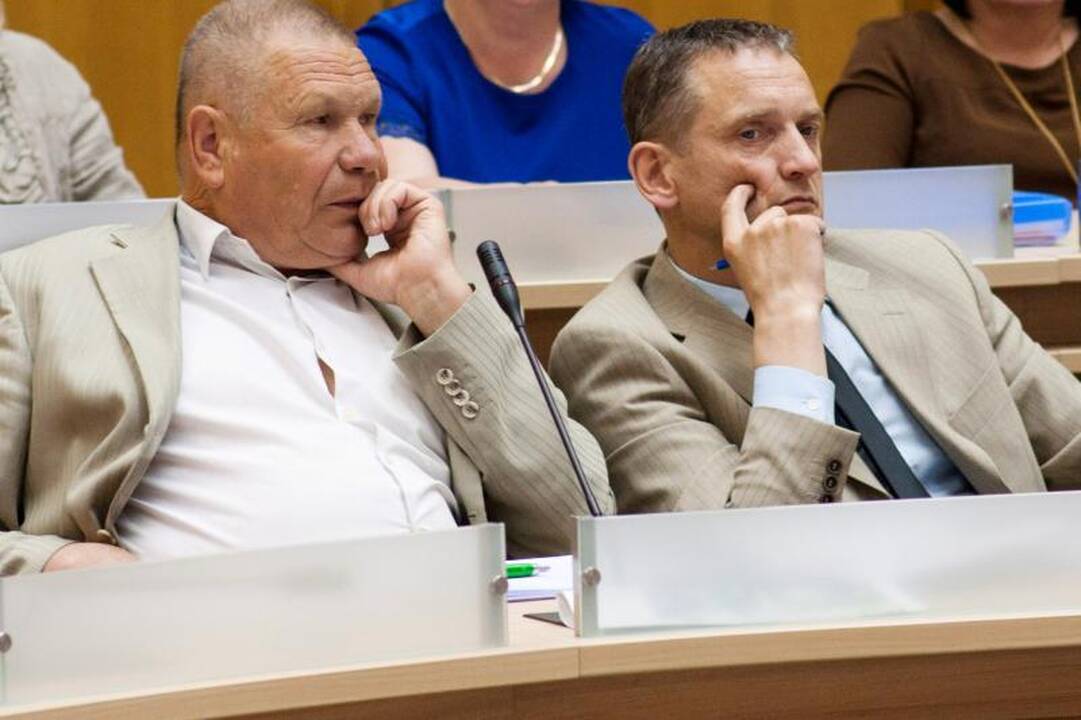 Į Seimą pasišovė beveik visa Kauno valdžia