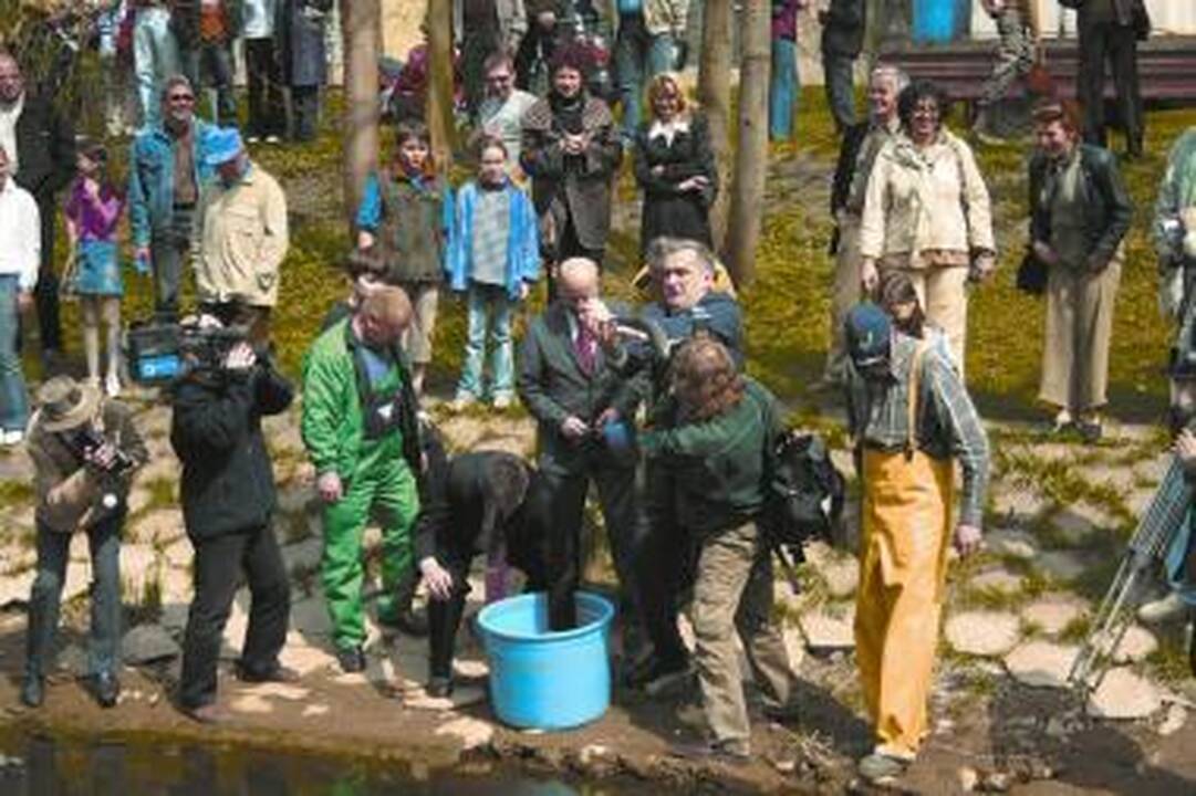 Amūrai upės neišgelbėjo