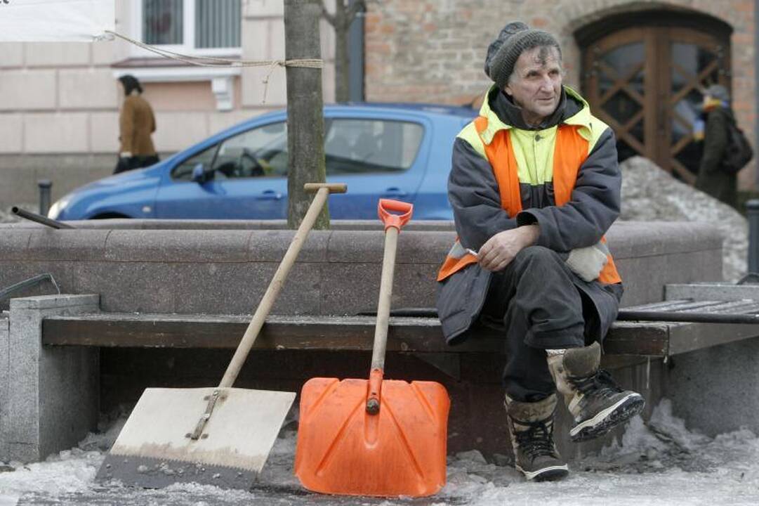 Bedarbiai uostamiestyje valys ir Danės paupius   