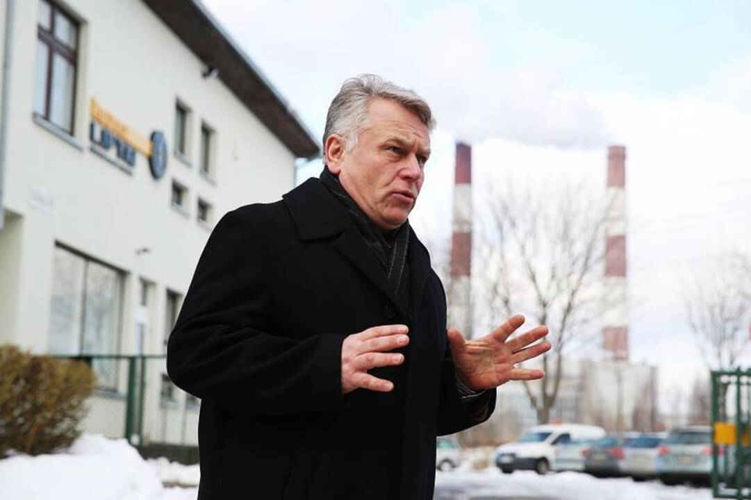 Ligoninę išvarys elektrinių dūmai?