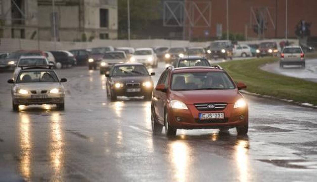 Automobilių mokesčiui – ne
