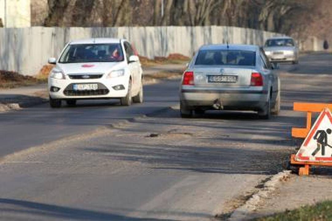 Ar neužsnigs Kauno duobių?