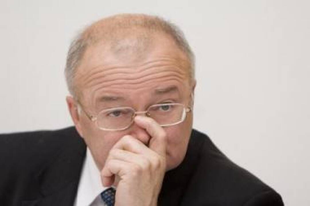 Parašų medžioklė – be taisyklių
