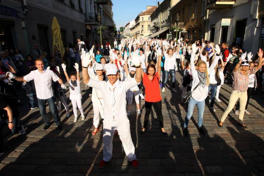 Ar Kaunas virs tylos zona?