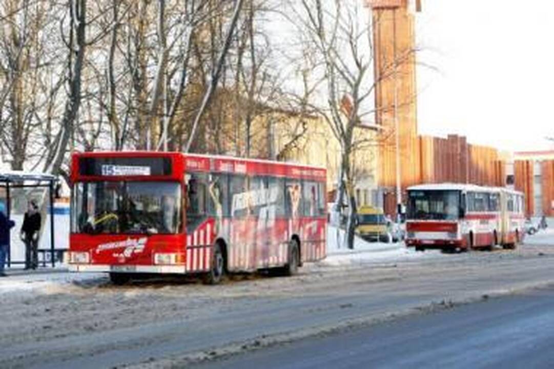 Grafikas: paskutinę metų dieną miesto autobusai darbą baigs anksčiau, o pirmąją naujųjų dieną pradės vėliau.
