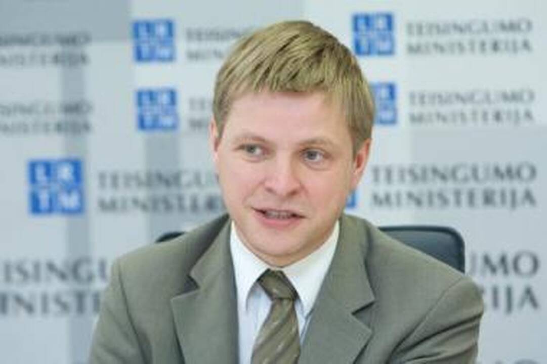Landa: nusikaltėliai dar iki teismo sprendimo spėja suslėpti turtą.