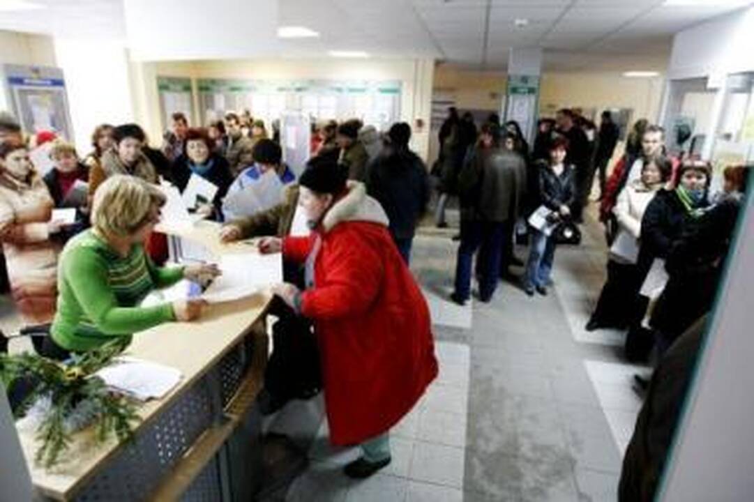 Formalumas: darbą siūlančiam verslininkui biržoje nepasirodė, kad bedarbiai čia kam nors rūpėtų.