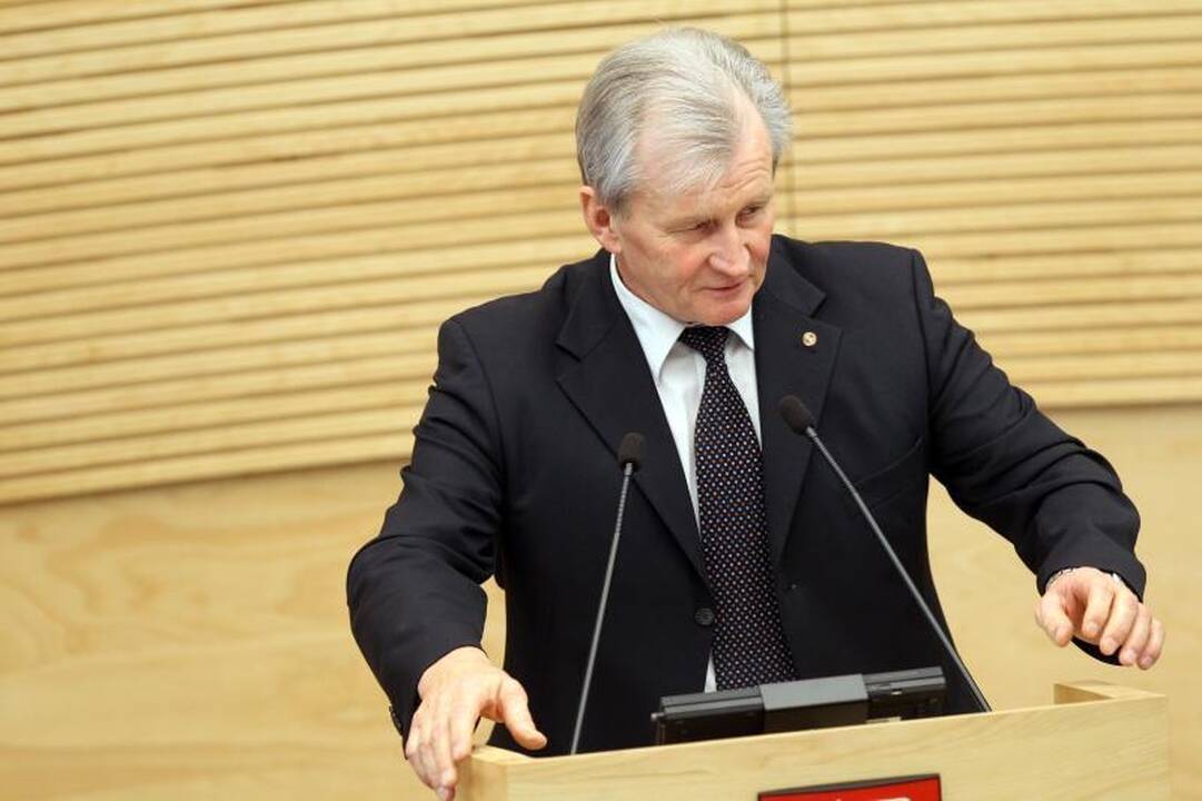Kurie parlamentarai į Seimą nebenori?   