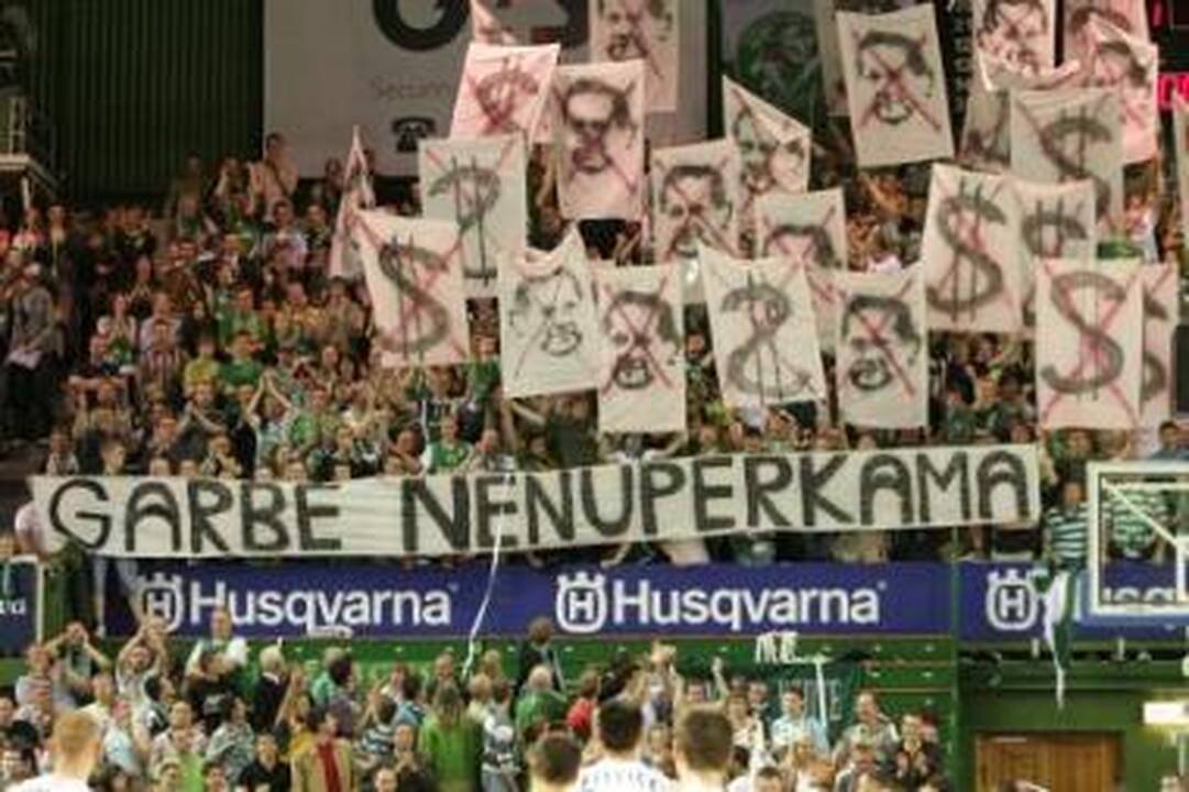 Nuomonė: klubų vadovų pradėtame šou labiausiai nuskriausti liks krepšinio mėgėjai.
