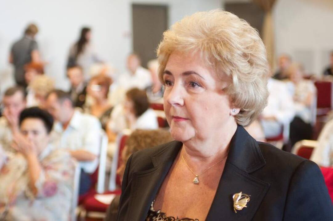 Politinio užribio veikėjai išnykti nenori