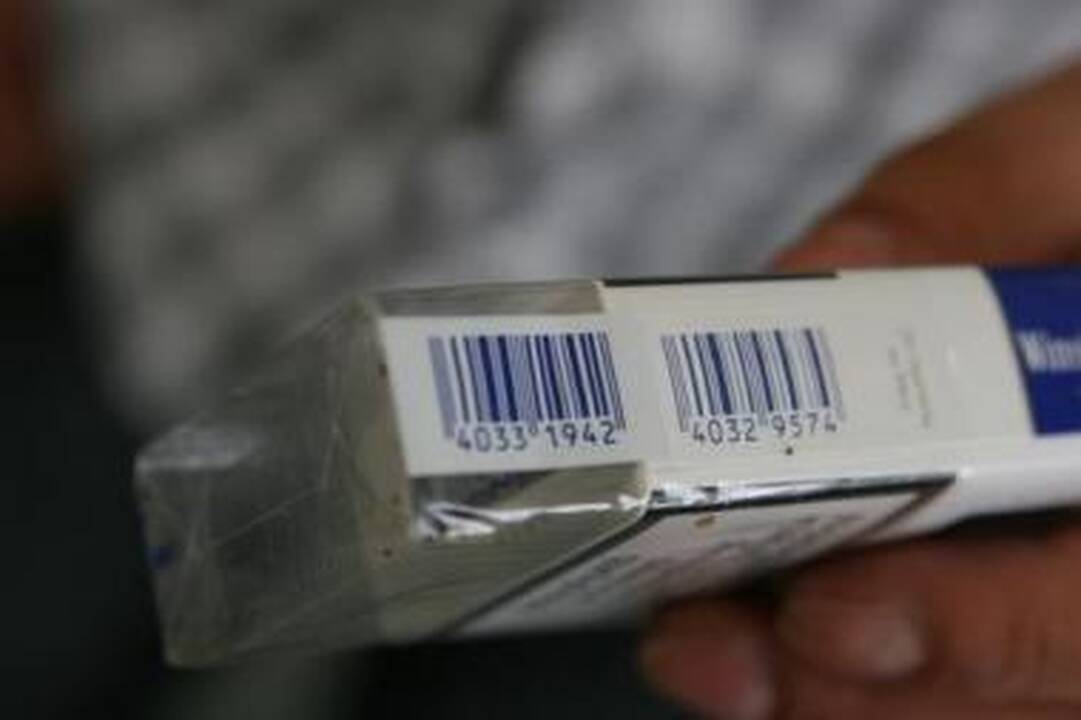 Gudrybė: cigaretes pabranginti sumanę tabako gamintojai pakelius papuošė antru, didesnę kainą nustatančiu brūkšniniu kodu.