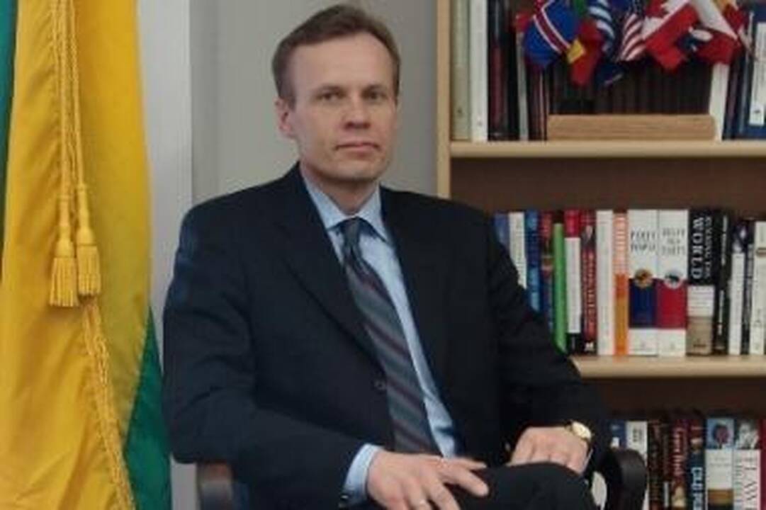 Dėl B.Obamos dėmesio teks kovoti