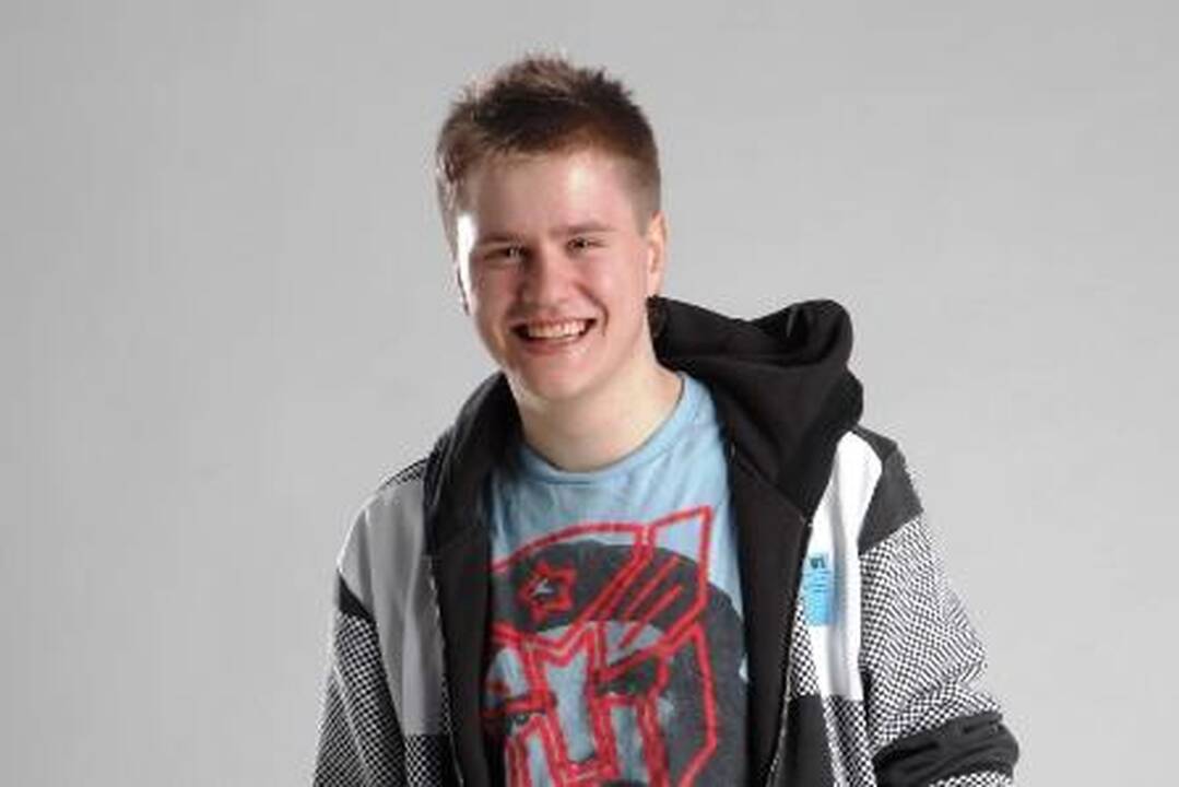 Pokerio žaidėjų taktika gali būti ir neskalbti drabužiai