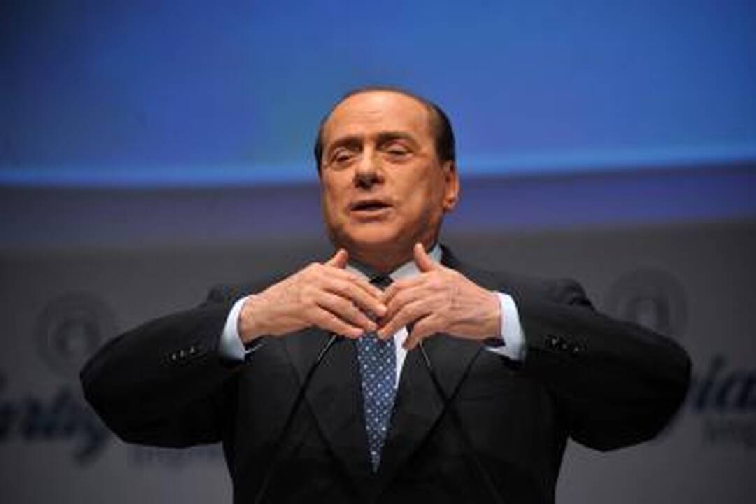 Prokurorai S.Berlusconi dosnumą gali įvertinti kaip užmokestį už prostituciją.