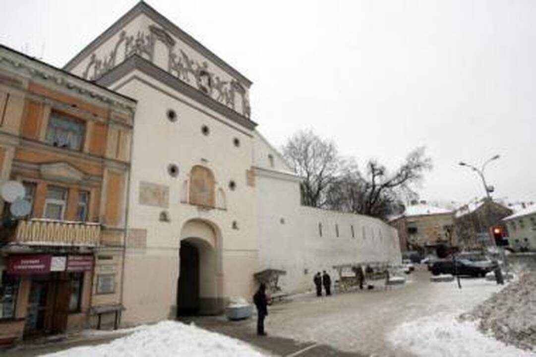 Atsilaikė: vieninteliai iki šių dienų išliko Medininkų (Aušros) vartai.