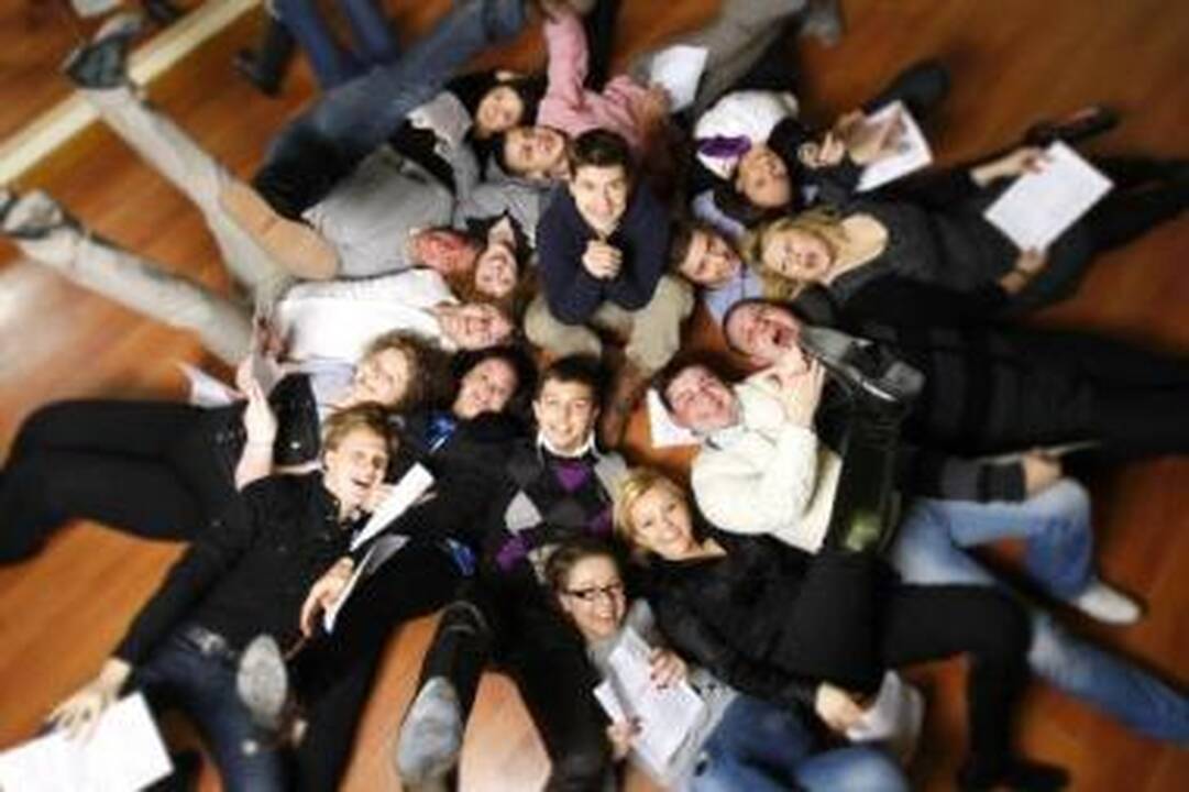 Ryšys: D.Bastys pripažino, jog jo dėdė žymus džiazistas S.Januška nuo pat vaikystės jam buvo didžiulis pavyzdys, tad jau tuomet jis buvo nutaręs sekti jo pėdomis.