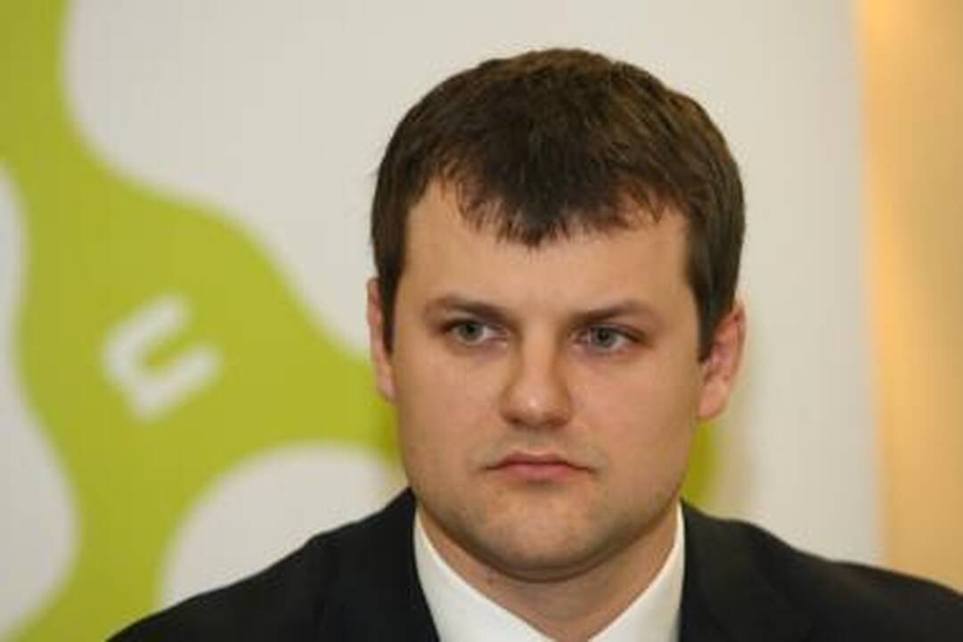 Aitvarai: G.Paluckas tikina, kad pernai įsteigė konsultacijų bendrovę, kuri yra vienintelis jo pajamų šaltinis.