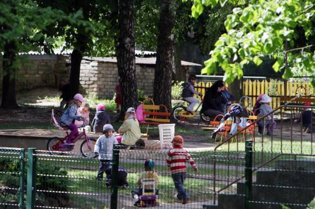 Tėvai ir valdininkai neranda bendros kalbos